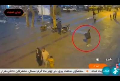 Video of the terrorist attacker entering the Shahcheragh shrine in Shiraz and shooting pilgrims until the moment of arrest