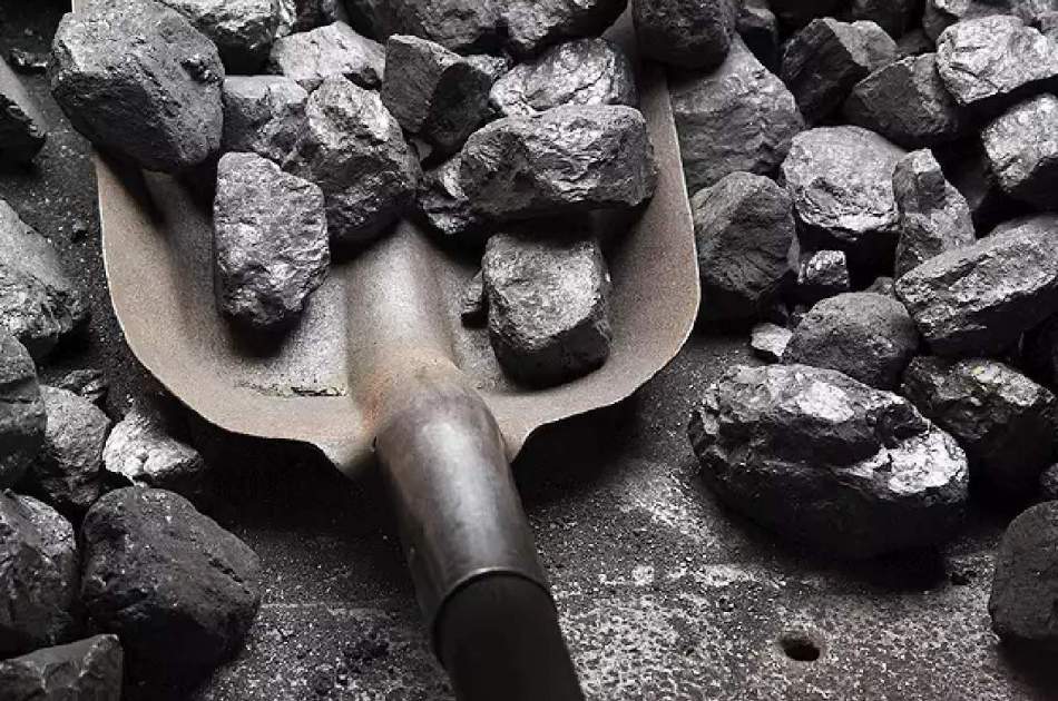 قرارداد تهیه 400 هزار تن ذغال سنگ با 8 شرکت به امضا رسید
