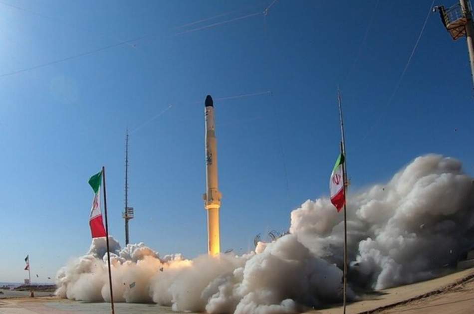 پرتاب آزمایشی موشک ماهواره‌بر قائم 100 ایران با موفقیت انجام شد