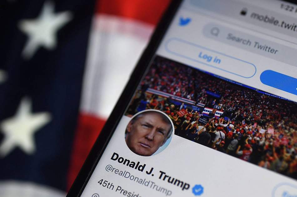 Musk restores Trump’s Twitter account