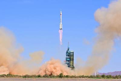 China rocket taking 3 to space station