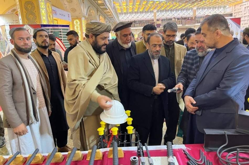 معاون سفارت ایران در کابل از نمایشگاه بین‌المللی ابوحنیفه افغانستان دیدار کرد