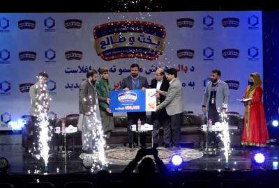 Farah resident wins 500,000 AFN in AWCC’s lucky draw
