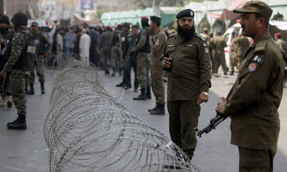 4 policemen killed in Pakistan attack
