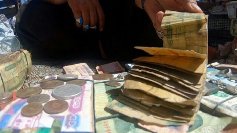 خواست شهروندان غزنی برای توزیع و چاپ پول جدید