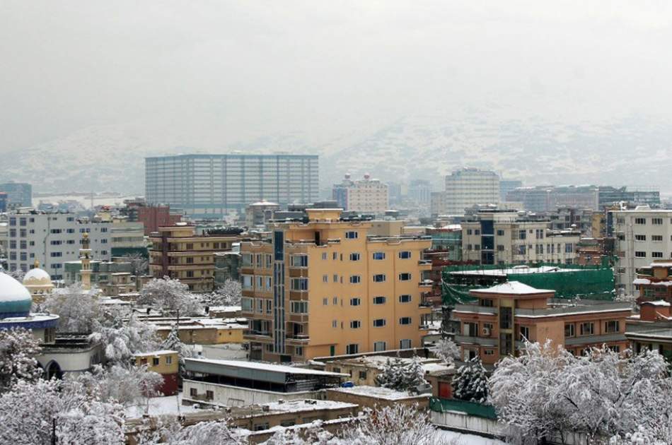 بارش اولین برف زمستانی در کابل؛ امیدی برای کاهش آلودگی هوا و مصیبت نیازمندان