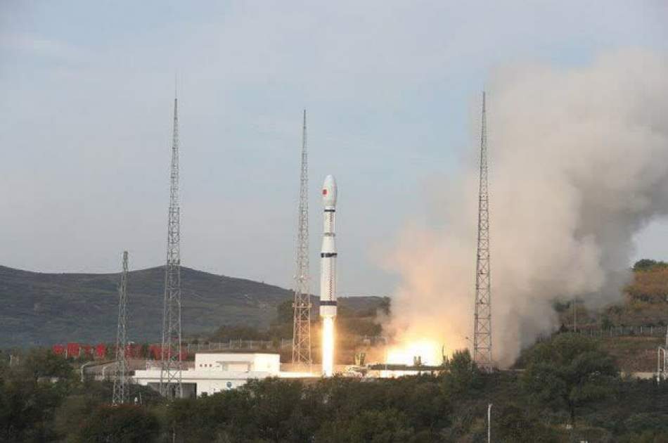 چین سه ماهواره جدید به فضا پرتاب کرد
