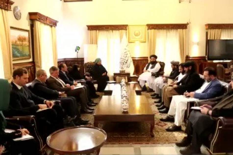 دیدار هیأت سازمان ملل با سرپرست وزارت خارجه؛ انتقاد متقی از جامعه جهانی به خاطر وضع محدودیت‌ها بر افغانستان