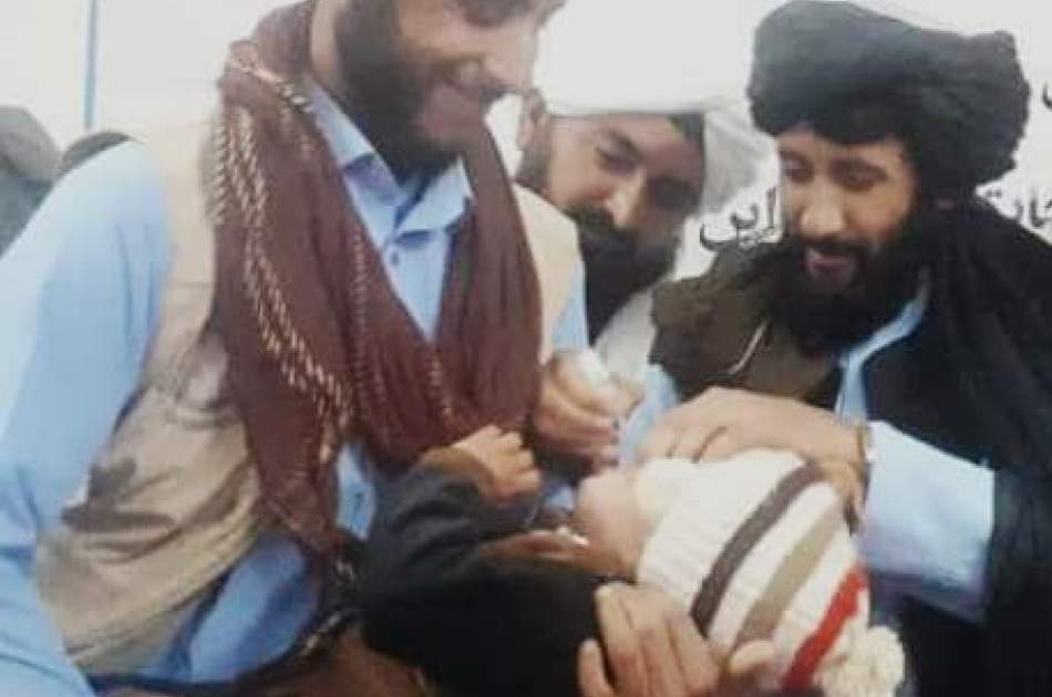 کمپاین سه روزه واکسین فلج اطفال در ولایات فراه و نیمروز آغاز شد