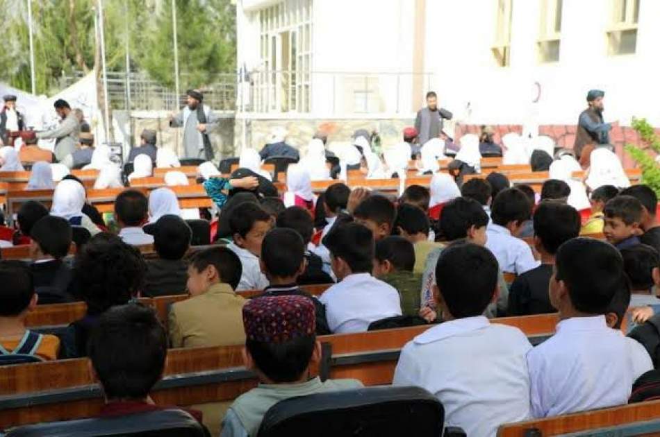 وزارت معارف: جامعه جهانی افغانستان را در میدان آموزش تنها نگذارند