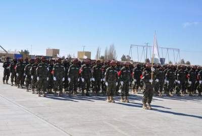 فراغت ۶۵۰ نیروی امنیتی پس از یک دوره آموزشی نظامی از قول اردوی ۲۱۵ عزم در هلمند