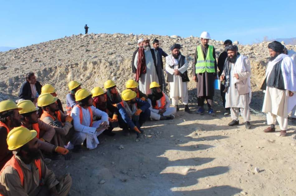 یک کانال آب به ارزش 26 میلیون افغانی در ولایت لغمان  ساخته شد