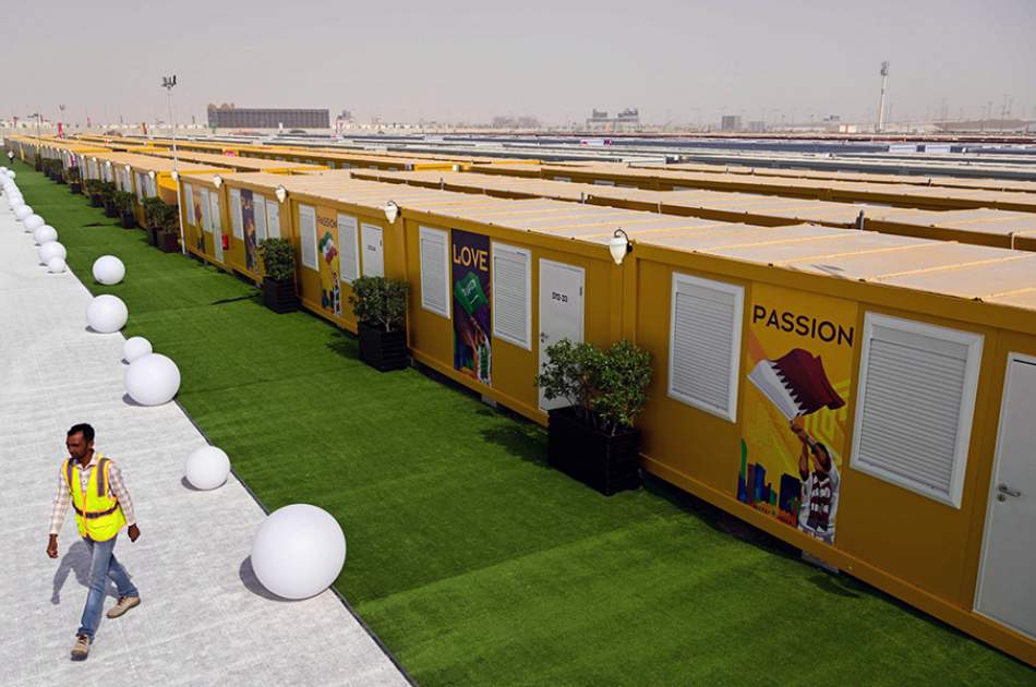 Qatar donates 10,000 mobile homes