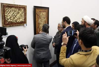گزارش تصویری/ آغاز به کار نمایشگاه «هم‌خانه2»، آثار هنرمندان مهاجر افغانستانی در تهران  