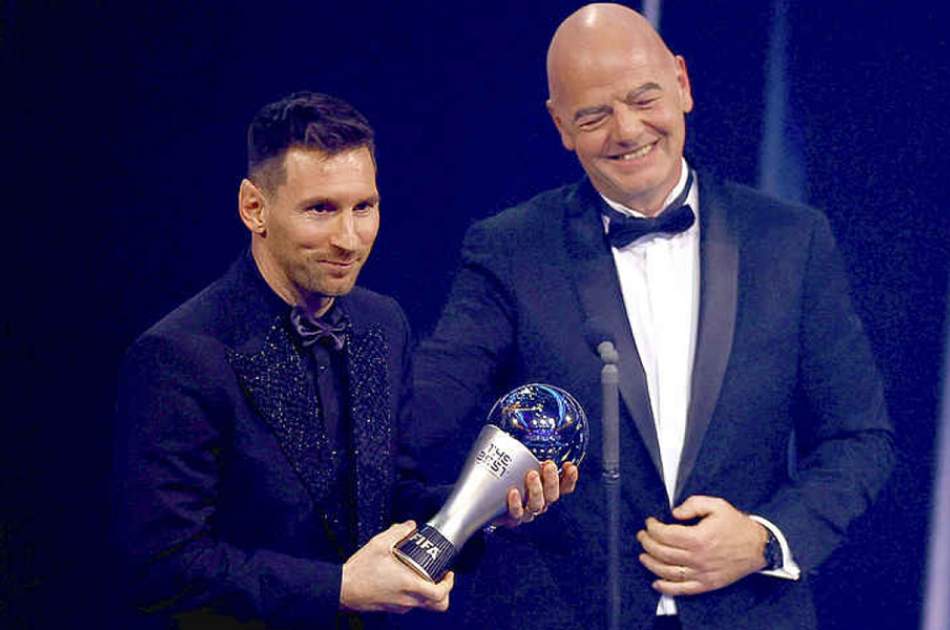 Soccer-Messi named FIFA player of 2022