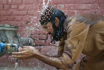 Meteorologists warn of possible heat waves over next 3 months in Pakistan