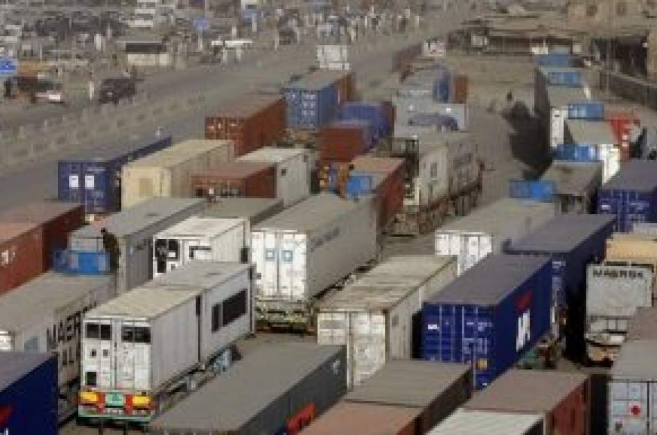 Afghanistan Exports Surge to $1.9 Billion