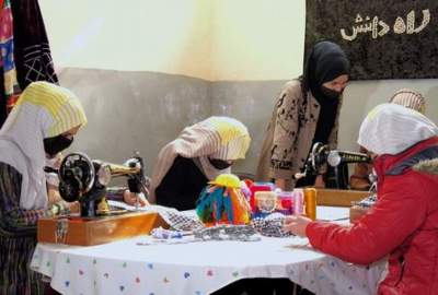 یک خانم تجارت پیشه در بغلان برای 60 زن دیگر زمنیه ی کار را فراهم کرده است