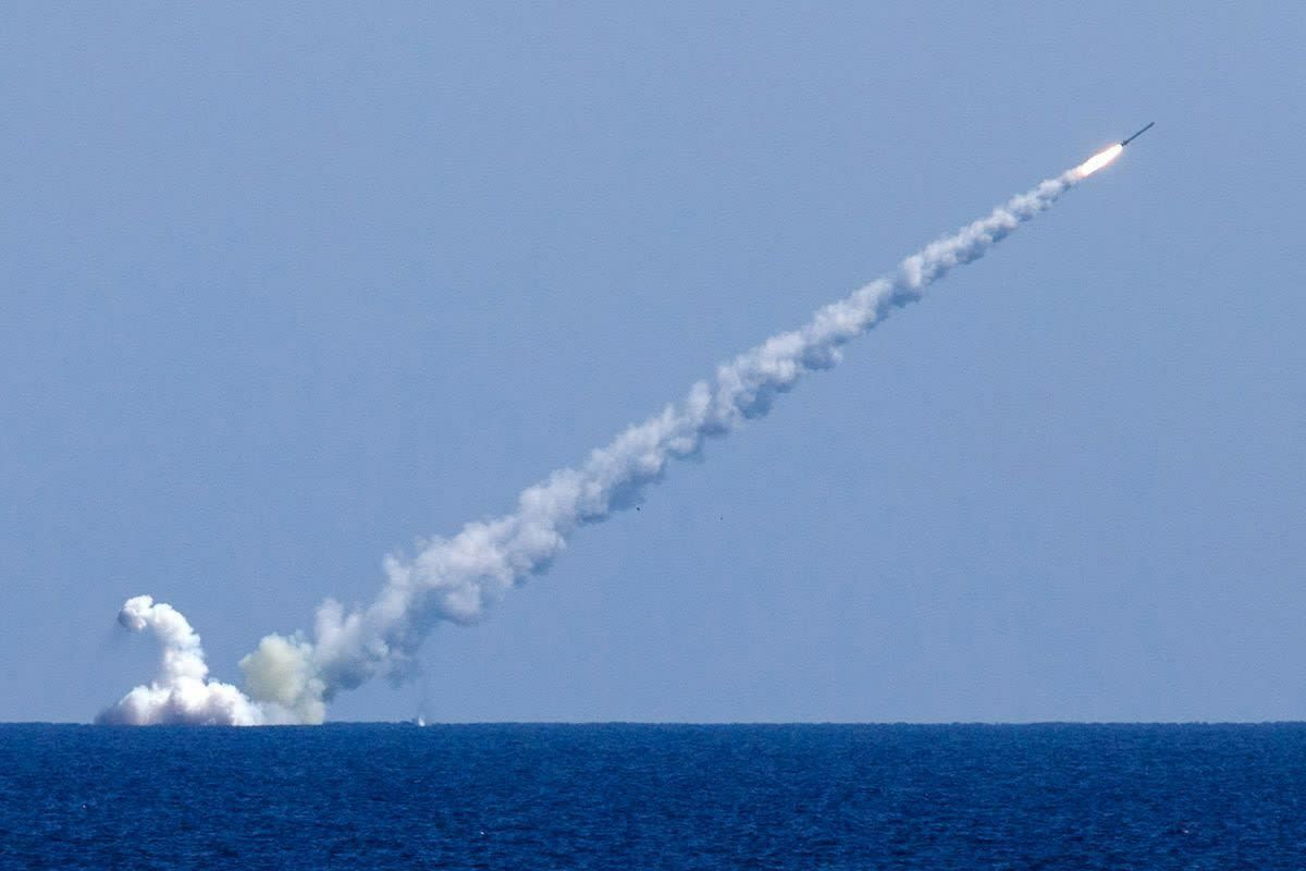 روسیه موشک مافوق صوت ضد کشتی شلیک کرد
