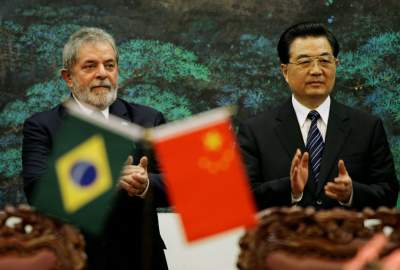 چین و برزیل دالر را از مبادلات تجاری خود حذف کردند