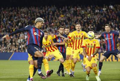 Barcelona 1-1 Girona/ The leader