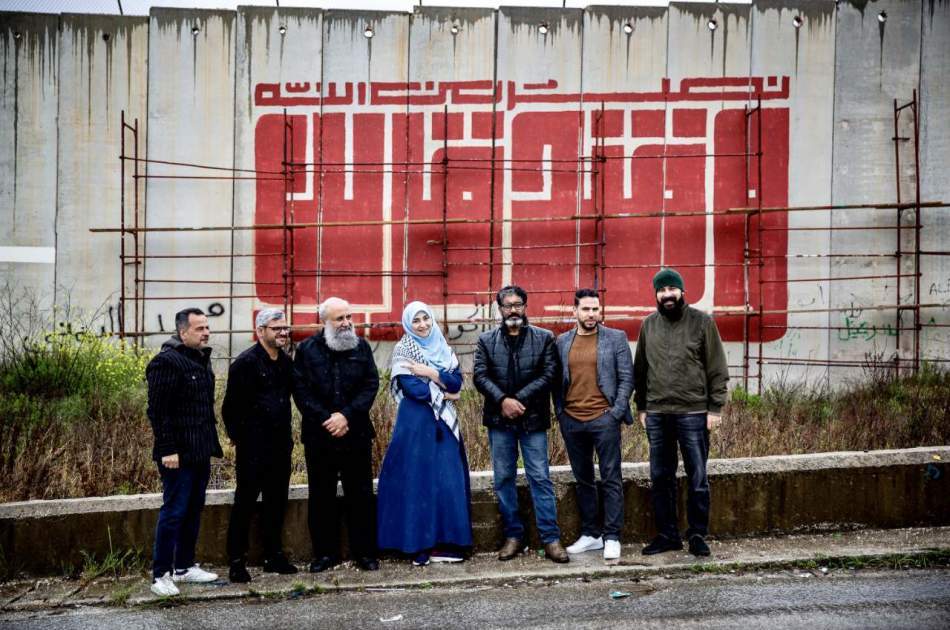 "And victory is near"; An artistic event promising the liberation of Quds Sharif on the barrier wall with occupied Palestine in southern Lebanon