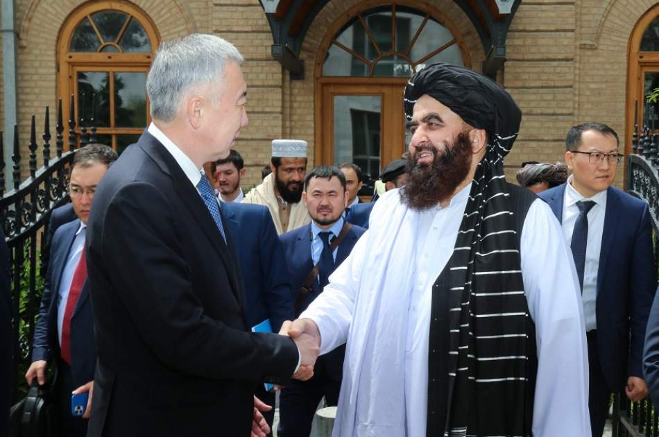 معاون صدر اعظم قزاقستان در سفر به کابل با مقامات امارت اسلامی دیدار کرده است