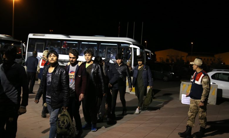 ترکیه طی سه ماه  ۹ هزار پناهجوی افغانستانی را اخراج کرده است