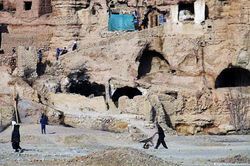 Bamiyan cave-dwellers to be moved to residential settlement