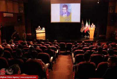 گزارش تصویری/ شرح آیینه؛ مراسم گرامی‌داشت از سه دهه فعالیت ادبی «حمید مبشر» در تهران  