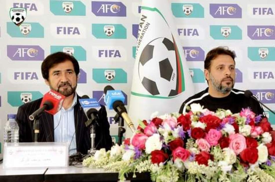 سرمربی جدید تیم ملی فوتبال افغانستان رسما معرفی شد
