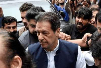 دادگاه عالی پاکستان دستور آزادی فوری عمران خان را صادر کرد