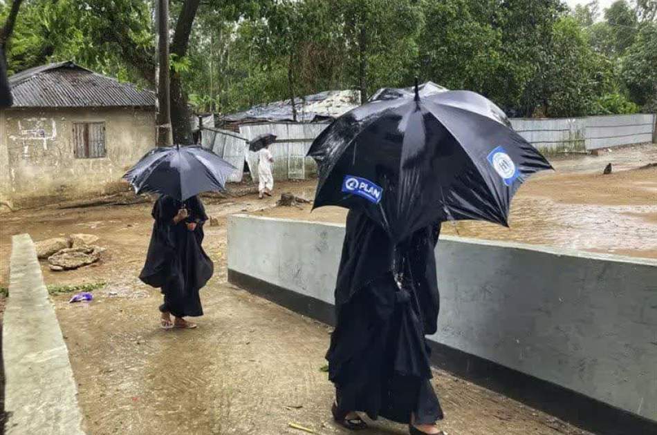 Powerful storm in Myanmar and thousands of people in search of shelter
