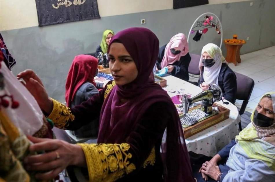 یونیسف: با وجود ممنوعیت‌ها کارمندان زن در افغانستان امدادرسانی می‌کنند