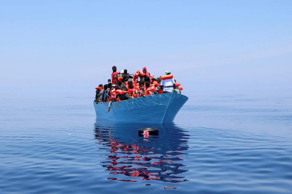 یک کشتی با ۵۰۰ پناهجو در آب‌های مدیترانه ناپدید شده است