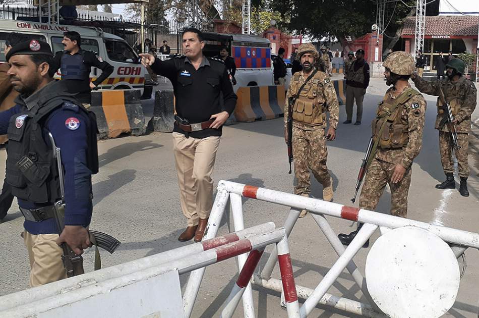 Two security force members killed in Pakistan