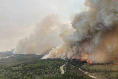 Canadian military helping to relieve firefighters