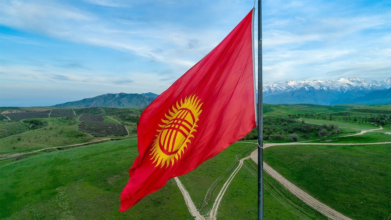 ارسال یک محموله کمک صحی قرقیزستان به افغانستان