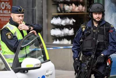 The Swedish police gave permission for the assembly to desecrate the Holy Quran
