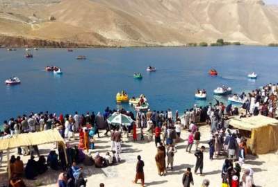 سخنگوی والی بامیان: حدود ۵۰ هزار گردشگر در سه روز عید از ولایت بامیان بازدید کرده اند