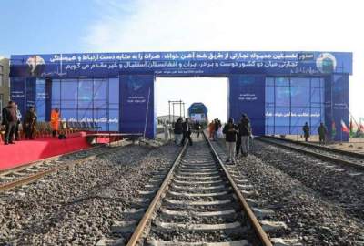 افتتاح خط آهن خواف- هرات/ سطح همکاری بین افغانستان و ایران نشان دهنده روابط عمیق میان دو کشور است