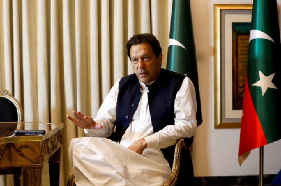 Arrest Warrant Issued for ex-Pakistan PM