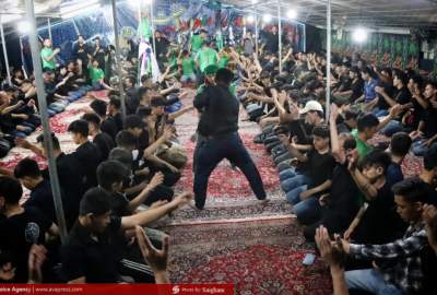 گزارش تصویری/ مراسم عزاداری شب تاسوعای حسینی مهاجرین افغانستانی در خاتون‌آباد تهران