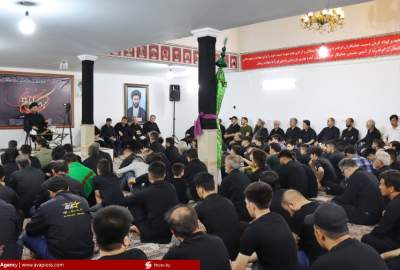 تصاویر/ مراسم عزاداری عاشورای حسینی با حضور پرشور مهاجرین افغانستانی در مشهد مقدس  