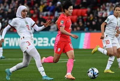 Nouhaila Benzina is the first player with an Islamic hijab in the Women
