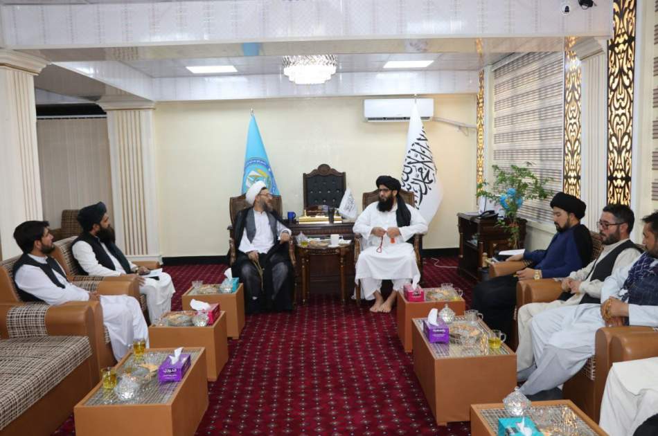 هیئت دفتر مرکزی مرکز فعالیت‌های فرهنگی اجتماعی تبیان با والی کابل دیدار کرد