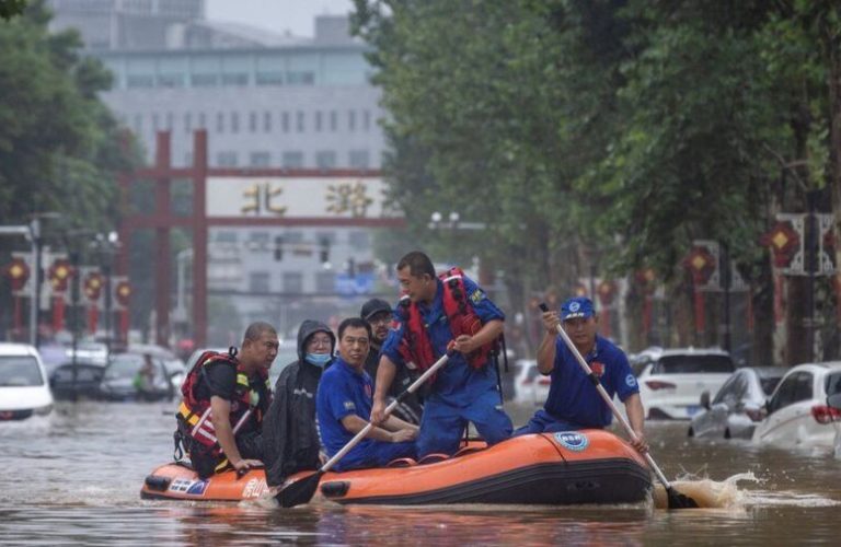 سیلاب‌ها در چین؛ ۳۳ تن جان باخته و ۱۸ تن دیگر ناپدید شده اند