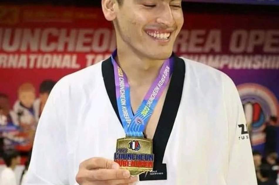 Winning the first medal in the history of Afghanistan in the international Taekwondo competitions in Korea
