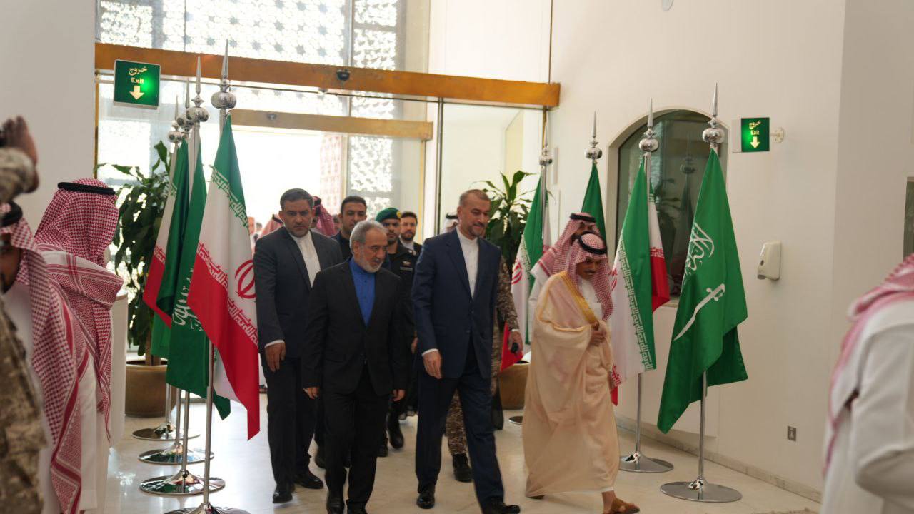 گزارش تصویری / دیدار وزرای خارجه ایران و عربستان در ریاض