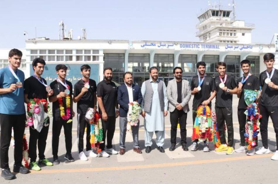 Taekwondo team athletes returned from South Korea